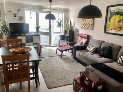 Large double room with en-suite bathroom Main Photo