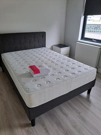 Large Double Bedroom  Main Photo