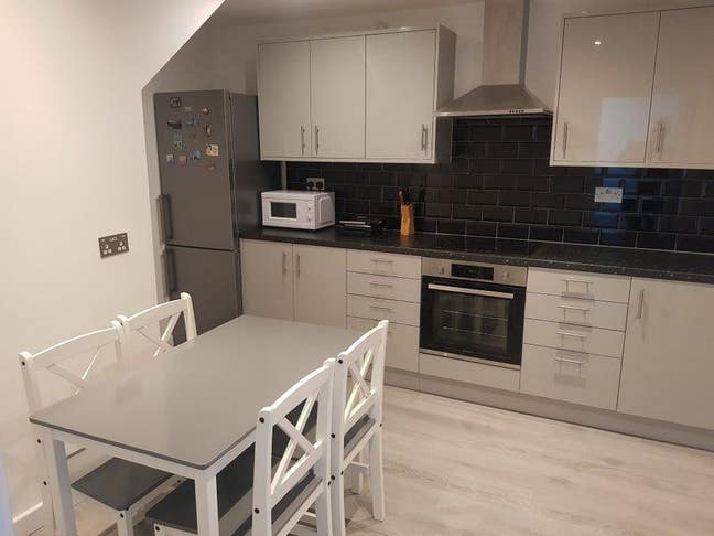 Single room in Battersea-ALL bills included  Main Photo