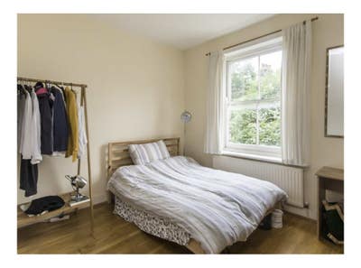 Central Chiswick bedroom with en-suite bathroom  Main Photo