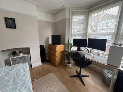 Large double. Luxury house 200m from North St Main Photo