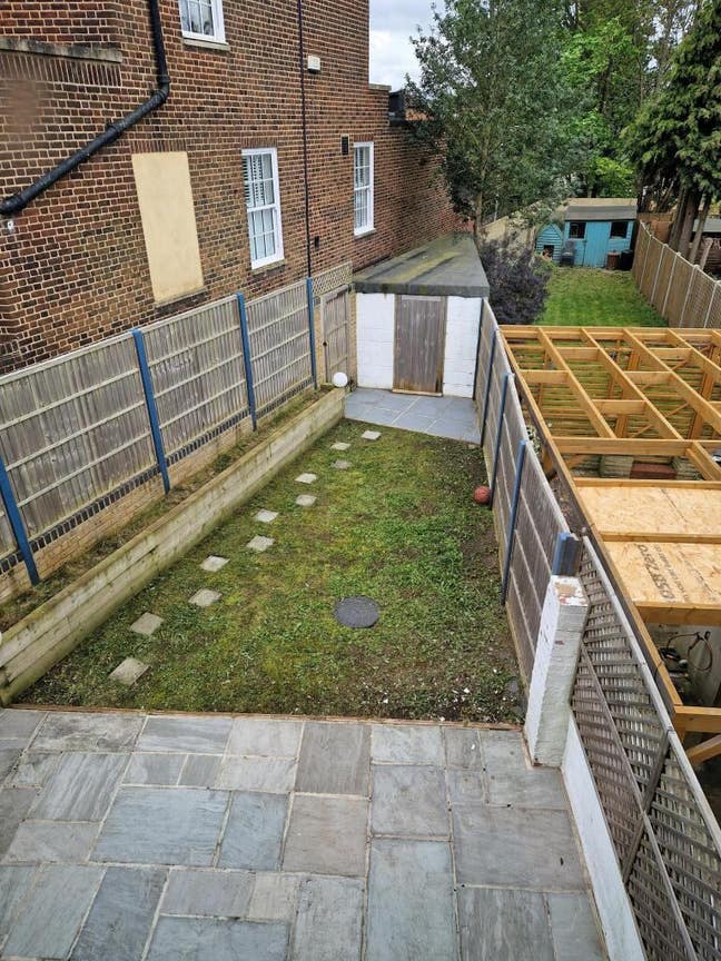 Female working professional  Main Photo