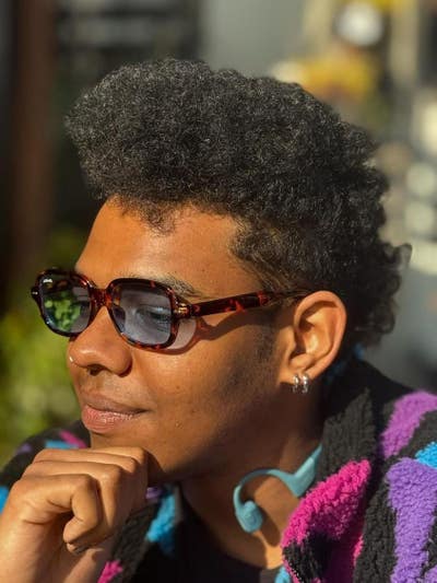 Looking for a Room Main Photo