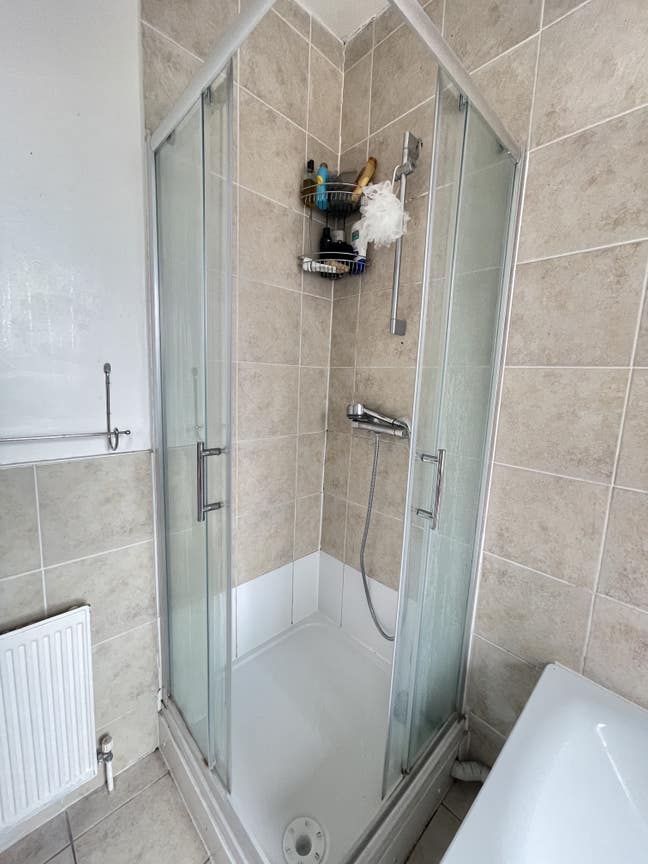 Bounds green  Main Photo