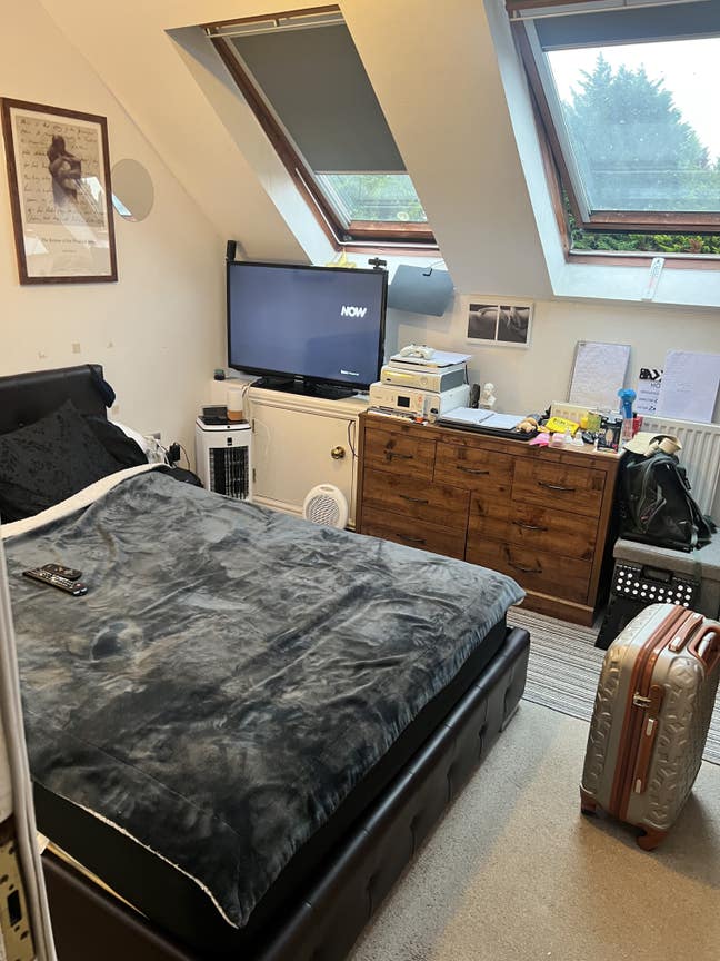  room to rent in penthouse Sawbridgeworth  Main Photo
