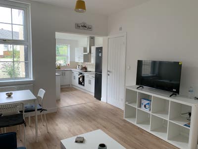 🌟Superb En-Suite🌟 Prof. Women Houseshare  Main Photo