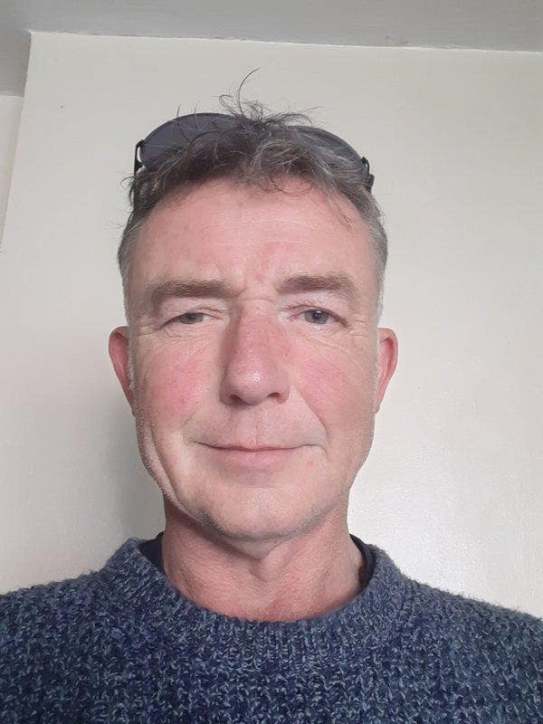 I am a professional male aged 56. I am lookin... Main Photo