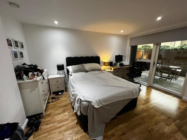 Double Bedroom in the heart of Shoreditch Main Photo
