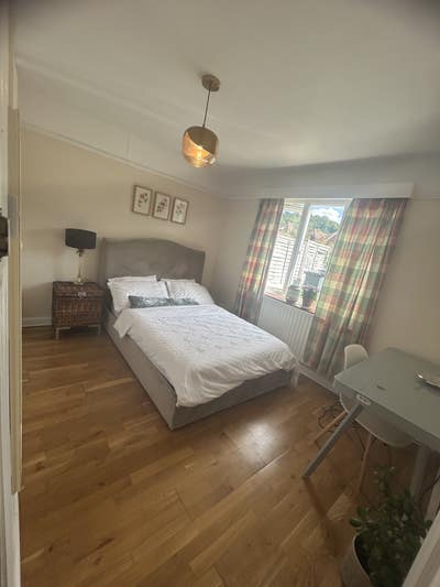 Room to Rent Main Photo