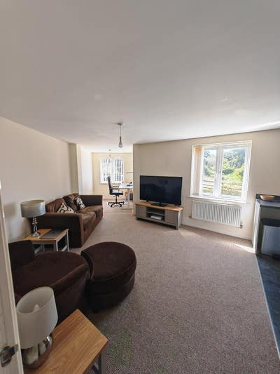 Flat Share (Double room & bathroom) Main Photo