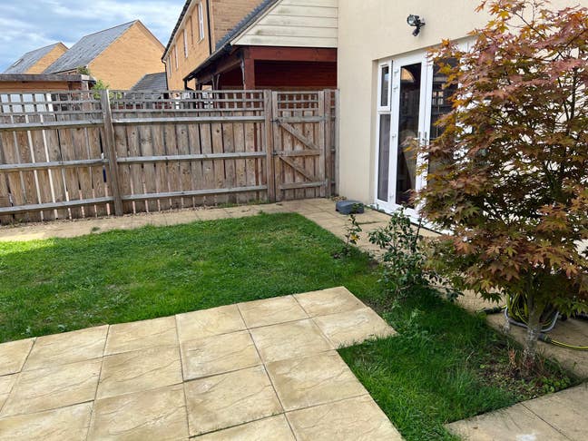 En-suite Rooms Available Newly Build House Main Photo