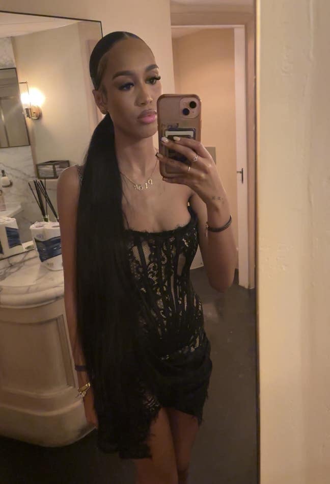 Just a girl moving from Scotland to London  Main Photo