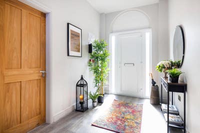 1 Week Free⚡ This House Is a Showstopper Main Photo