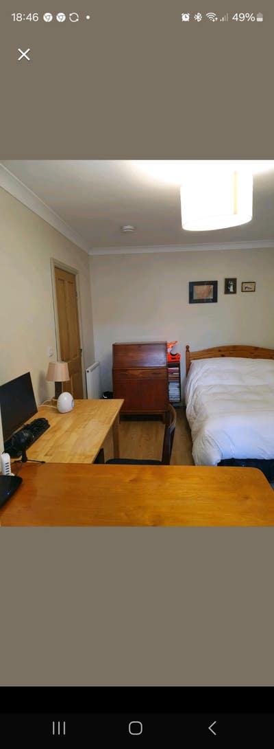 Large En-Suite Room for Rent Main Photo