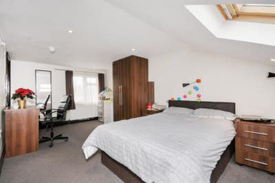 Large newly built LOFT  double room  Main Photo