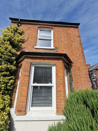 Amazing Room with Own Bathroom in Central Windsor  Main Photo