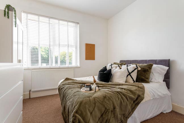 Charming Double Room, All Bills Included Main Photo