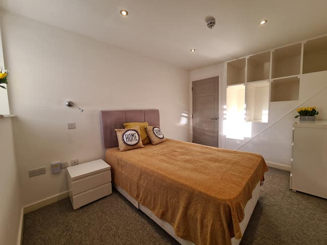 Room 3, 294c Mill Road, Cambridge Main Photo