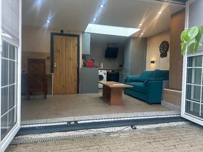 Studio Flat Cricklewood NW2 (Pine) Main Photo