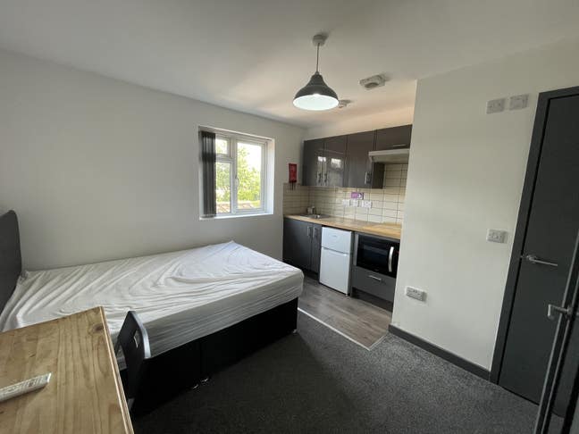 En-Suite Room With Bills Inc Main Photo