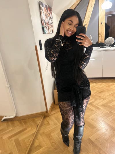 Working woman looking for a short let Main Photo