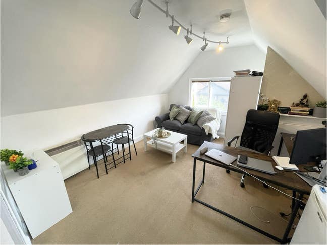 Cozy and Private Living Spaces in a Prime Location Main Photo