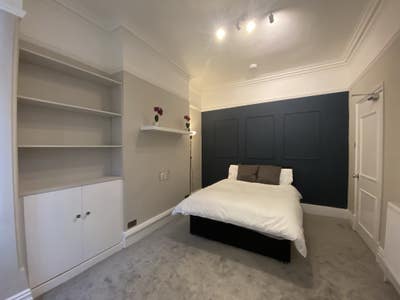 Harrow Road - 6 Bed House Share - All Bills Incl Main Photo