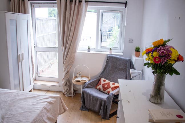 Double Room-Friendly House Share Near Wembley Park Main Photo