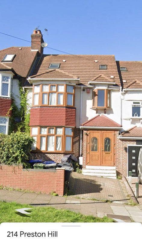 Brand New Double Room En-suite  Preston hill Main Photo