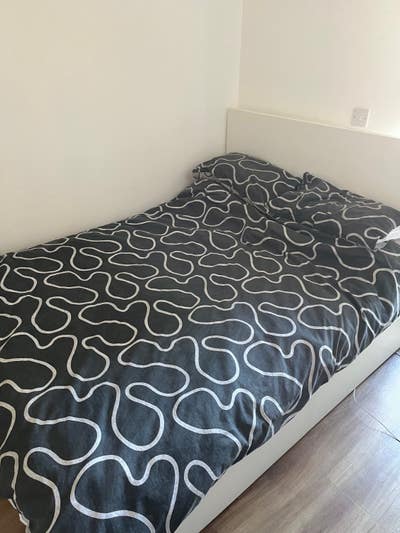Double Bed in Salford Quays Main Photo
