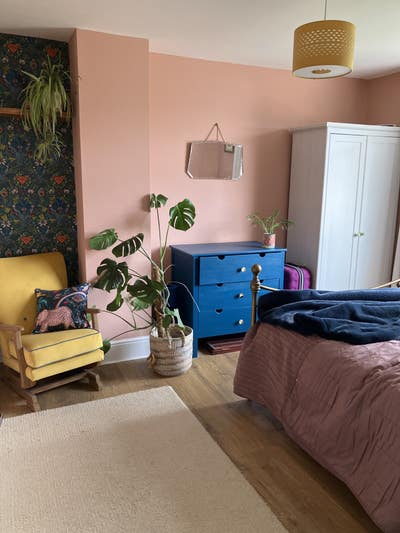 Double room in a lovely quiet house Main Photo
