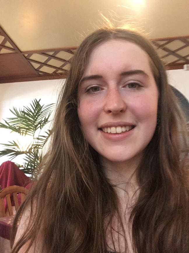 Looking for buddy-up/flatmate in Leeds City Centre Main Photo
