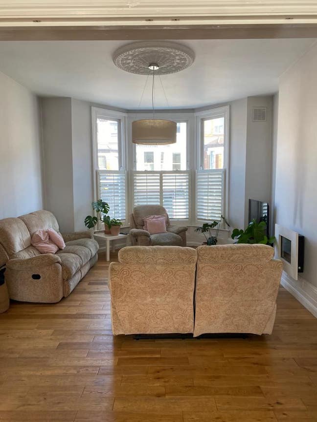 Double room available in clapham junction  Main Photo
