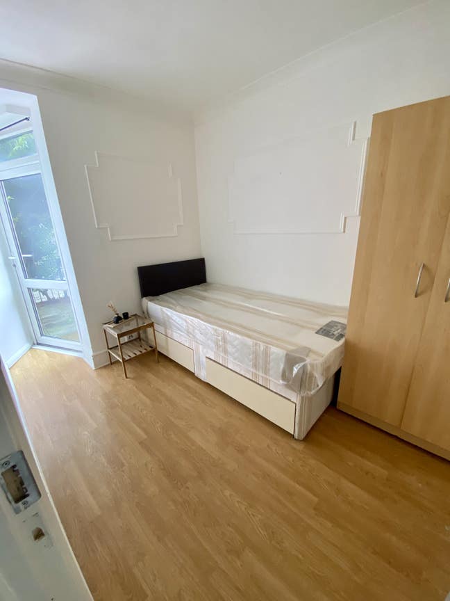 Single Room Available  - Canary Wharf Main Photo