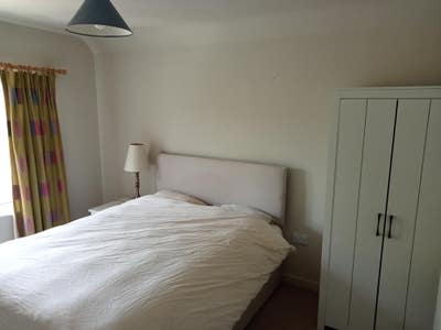 Double room in large shared house with character  Main Photo