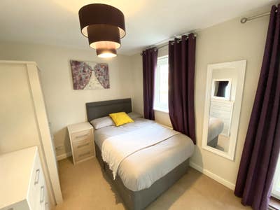 Elegant Rooms! Shinfield Park RG2 Main Photo