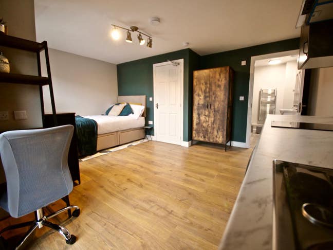Stunning Studio, Bills inc. & Free Parking Main Photo