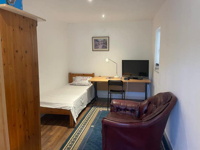 Two bedroom suite with bathroom and kitchen  Main Photo