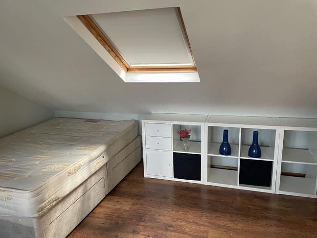 Studio with all bills included Main Photo