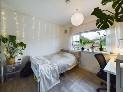 HMO licensed house for students 2025/2026  Main Photo