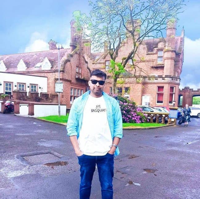 I am a professional male aged 38, I am lookin... Main Photo