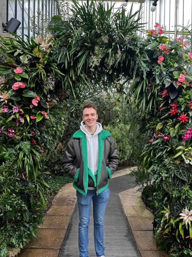PhD student looking for a flat in Sheffield Main Photo