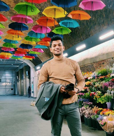 Finance Professional, looking for good and sp... Main Photo