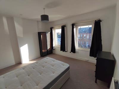 Room in a Shared House, London, SE6 Main Photo