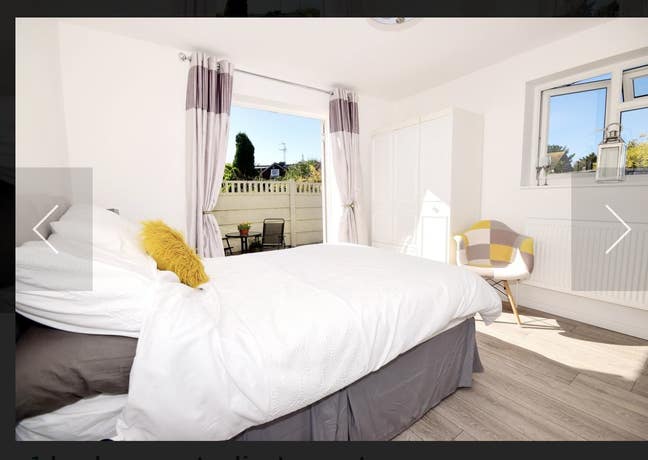 Double Annexe with en suite and kitchen facilities Main Photo