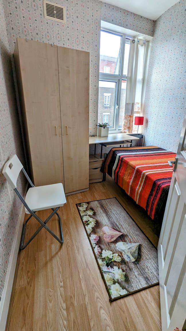 Single room for rent  Main Photo