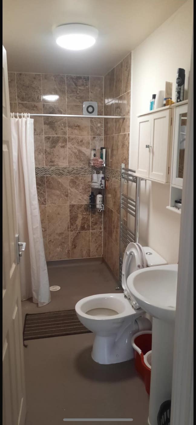Room to rent  Canvey Island  Main Photo