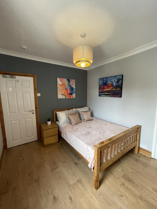 Blackheath- near train station  Main Photo