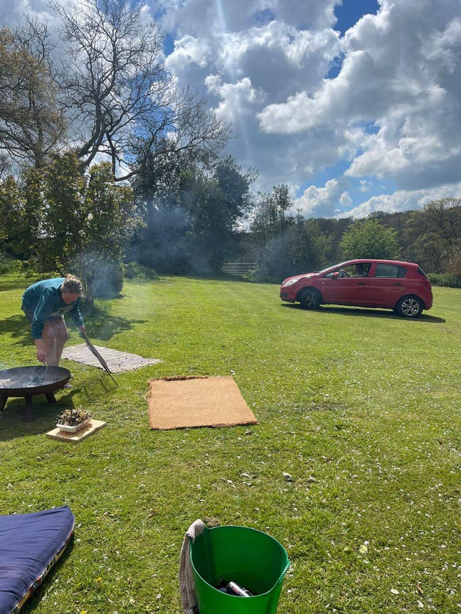 Large double room in shared professional house Main Photo