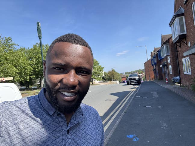 Professional Male seeks a double room Main Photo